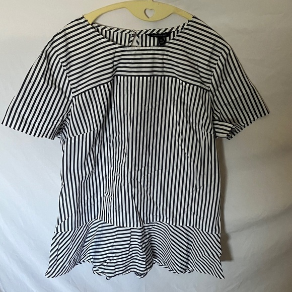 Banana Republic Tops - Banana Republic: Striped Black & White Top- M